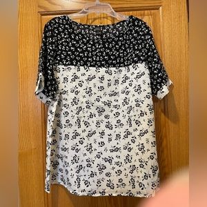 Emery Rose Large Blouse